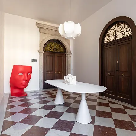 Apartment Palazzo Dei Fiori By Mate
