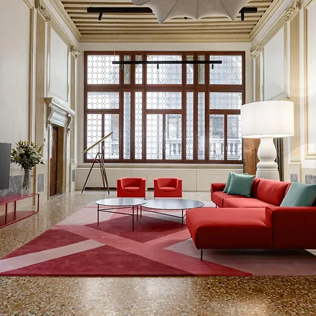 Apartment Palazzo Dei Fiori By Mate Venice