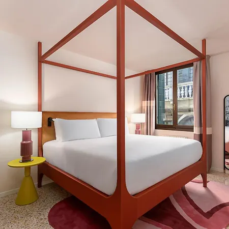 Palazzo Dei Fiori By Mate ヴェネツィア