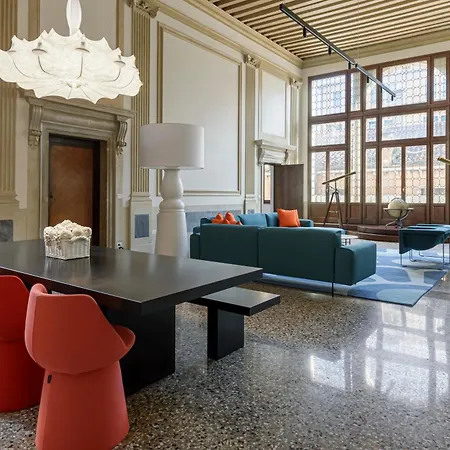 Palazzo Dei Fiori By Mate Apartment *
