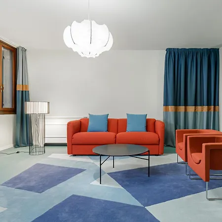 Apartment Palazzo Dei Fiori By Mate Venice