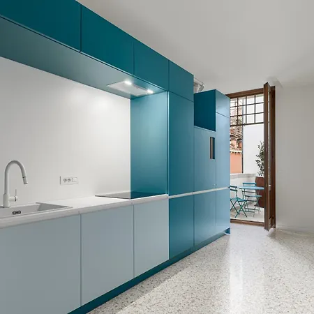 アパート Palazzo Dei Fiori By Mate