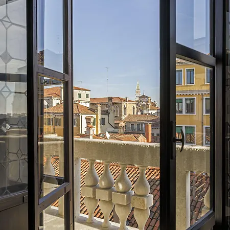 アパート Palazzo Dei Fiori By Mate *