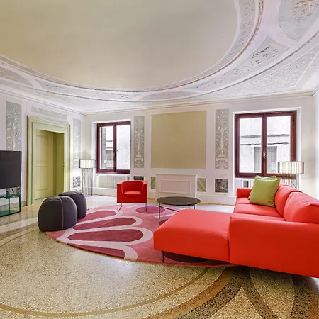 Palazzo Dei Fiori By Mate