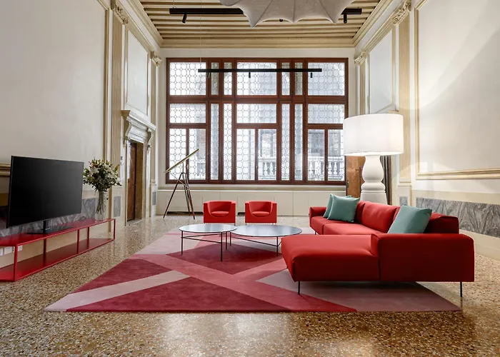 Daire Palazzo Dei Fiori By Mate Venedik