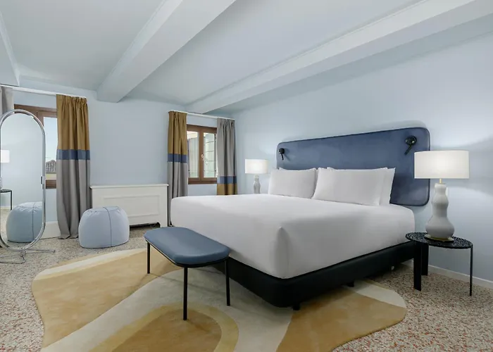 Palazzo Dei Fiori By Mate *