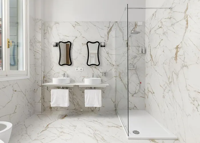 Palazzo Dei Fiori By Mate * Venedik