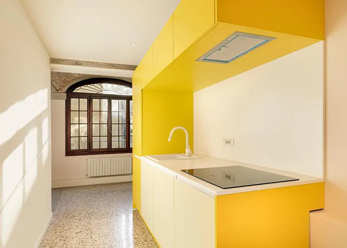 Palazzo Dei Fiori By Mate *