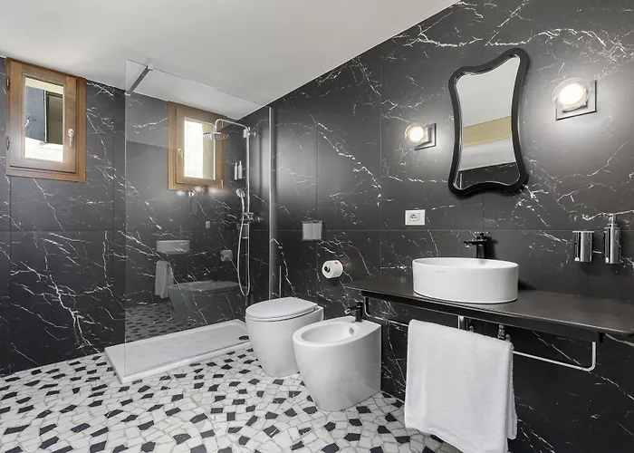 Palazzo Dei Fiori By Mate Daire